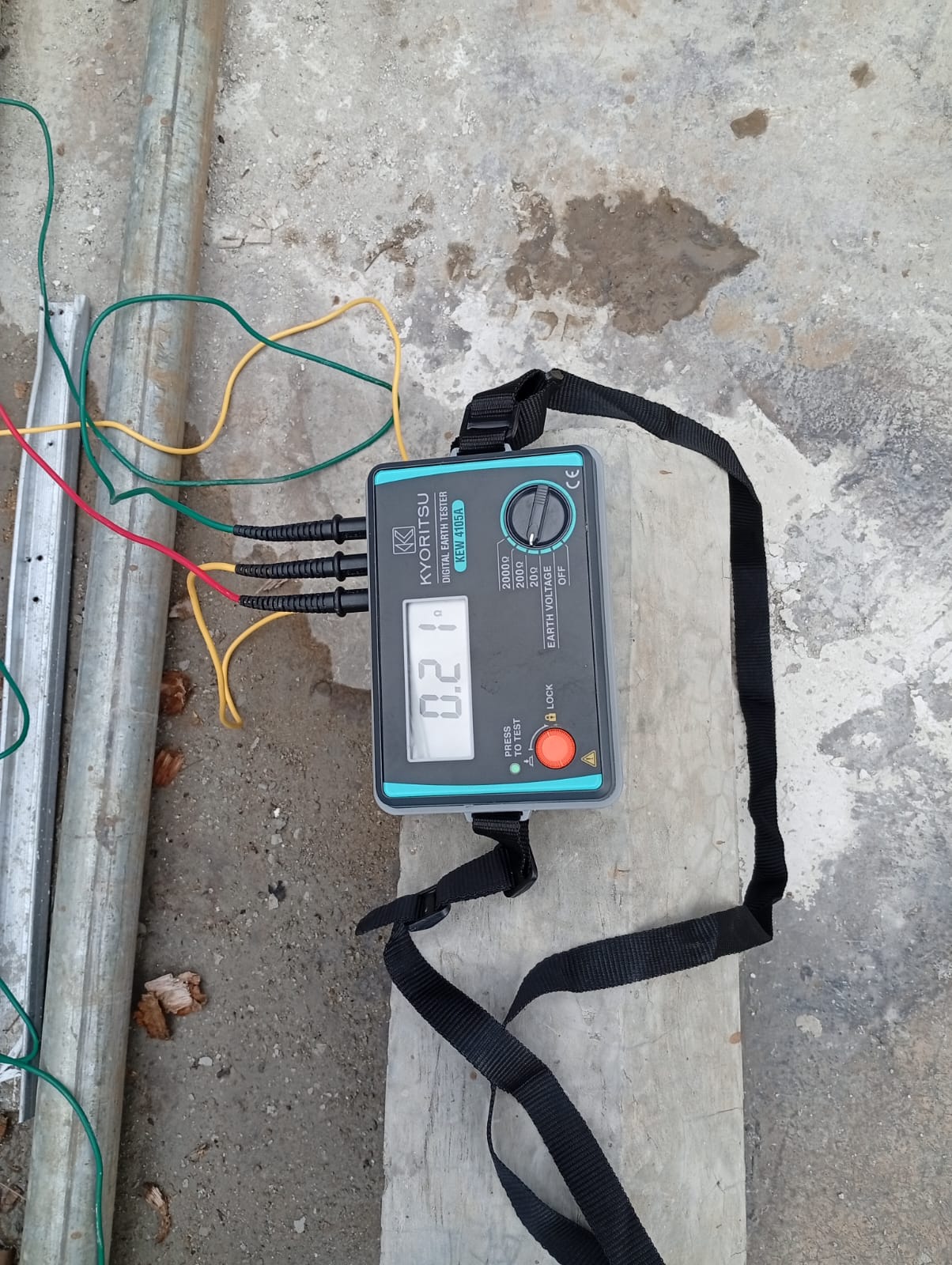 Maintenance dan perbaikan genset + pengecekan grounding – 10